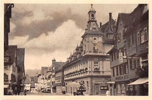 Geislingen Geislingen. Hindenburgstraße Markthalle gelaufen. Leichter Stempeldurchdruck, kleiner Knick unten rechts und oben links, sonst gut erhalten