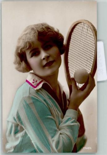 Frau mit einem Tennisschläger , Verlag NPG Serie 7748-4 handcoloriert