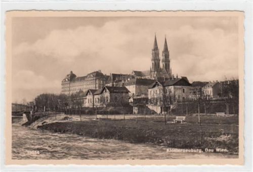 Klosterneuburg, Gau Wien. Teilansicht ungelaufen Gute Erhaltung.