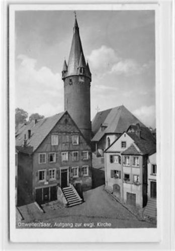 Ottweiler an der Saar. Aufgang zur evangelischen Kirche gelaufen. Gute Erhaltung.