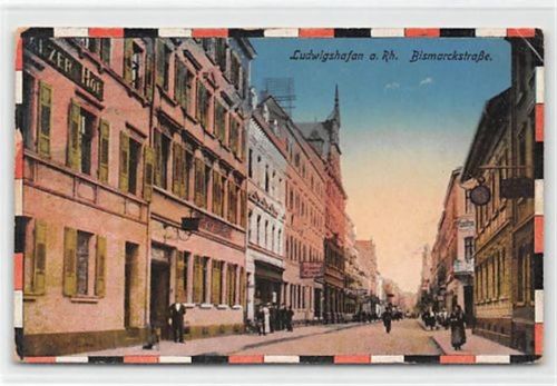 Ludwigshafen Ludwigshafen. ein Motiv an der Bismarkstraße. Karte beschrieben kleiner Knick oben rechts, leichte Eckabschürfungen, sonst gut erhalten