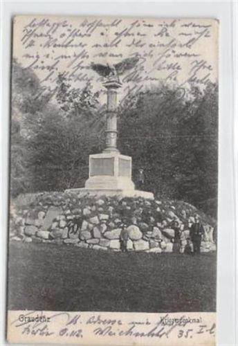 Graudenz Graudenz / Grudziadz. Kriegerdenkmal gelaufen. Die Karte war in einem Album eingeklebt, daher Anhaftungen und Abrißspuren Rückseite, kleine Knicke oben, sonst gut erhalten