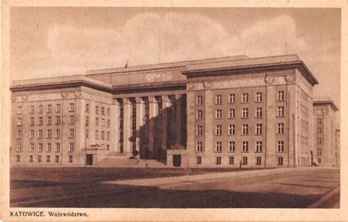 Kattowitz Katowice / Kattowitz Województwo / Grosses Gebäude ungelaufen Gute Erhaltung.