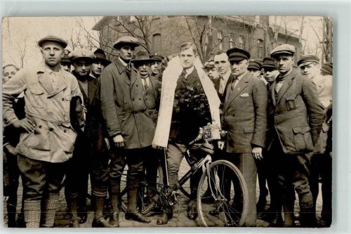Siegerehrung Radrennen 1928 Privatfoto AK