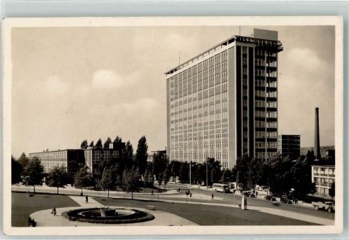 Zlin Verwaltungsgebäude der Bata Werke Omnibus Auto Fabrik Litfaßsäule