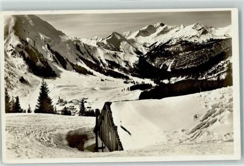 Berwang 1336 m Tirol Lechtaler Berge Winter Schnee