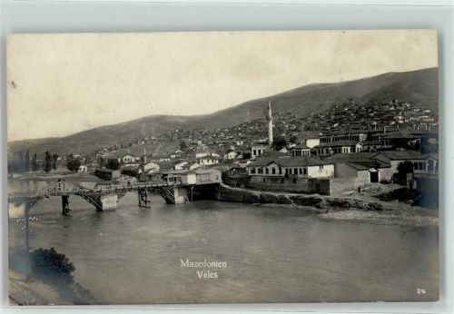 Veles Brücke Turm Häuser
