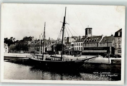 Lannion Quai d Aiguillon Schiff Auto