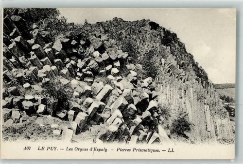 Le Puy-en-Velay les Orgues d`Espaly Pierres Prismatiques Basaltgestein