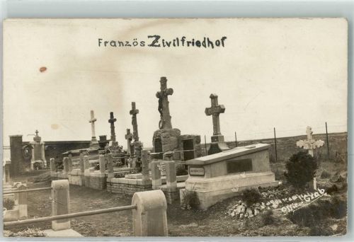 Französischer Zivilftiedhof Offiziers Grab