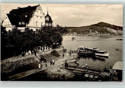 Saalburg Bootsanlegestelle am Hotel Kranich Fahrgastschiff