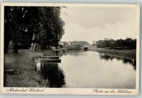 Hooksiel Partie an der Schleuse Ruderboot