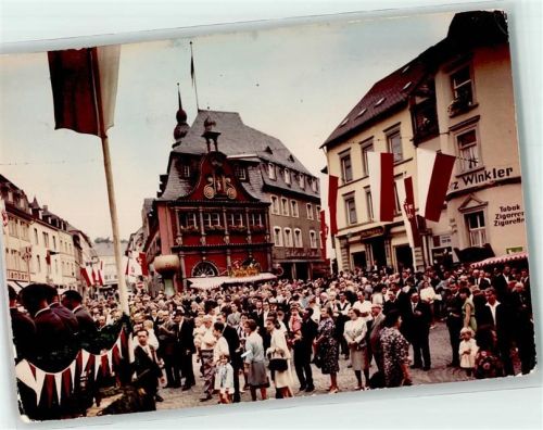 Wittlich Volksfest vor dem geschmücktem Rathaus Säubrenner-Kirmes Ort handschriftlich