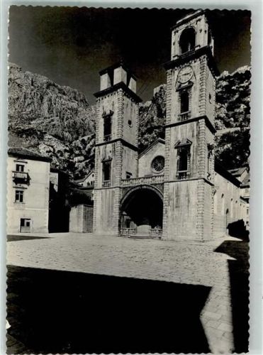 Kotor Kirche Uhr Turm