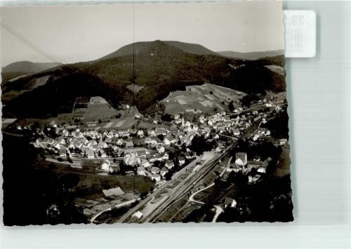 Schenkenzell Foto Original aus Archiv eines Ansichtskartenverlags Vogelschau Bahnhof Ort handschriftlich