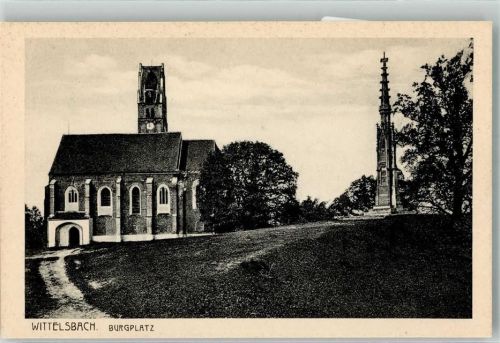 Oberwittelsbach Gotische Marienkirche und König Ludwig I Denkmal