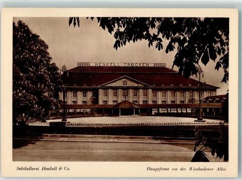 Wiesbaden Sektkellerei Henkell u. Co. Hauptfront vor der Wiesbadener Allee
