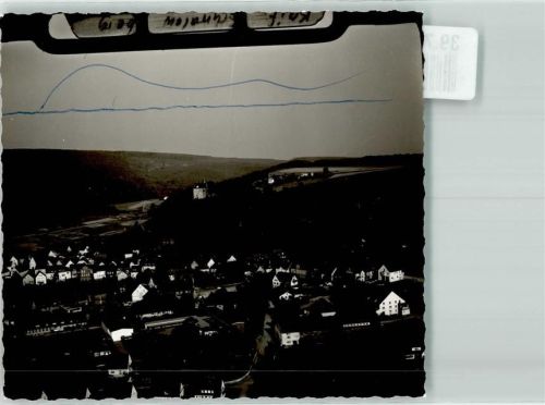Schwalenberg Fliegeraufnahme von Ort und Burg Schwalenberg Foto Original aus Archiv eines Ansichtskartenverlags Ort handschriftlich Striche auf Bildseite