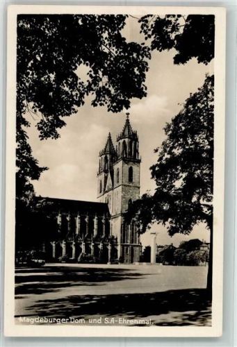 Magdeburg Der Dom mit dem SA-Ehrenmal