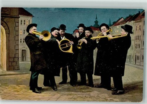 1913