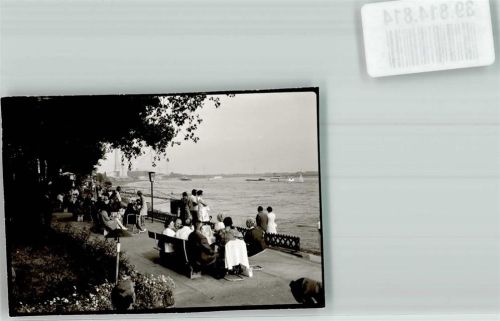 Götterswickerhamm Terrasse des Gasthauses Zur Arche am Rhein Foto Original aus Archiv eines Ansichtskartenverlags Ort handschriftlich