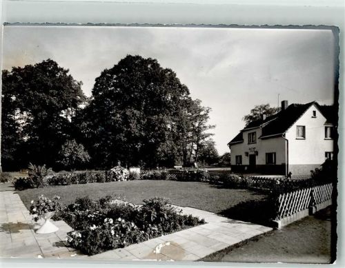 Rott Kleine Parkanlage mit Gasthaus Basthof Foto Original aus Archiv eines Ansichtskartenverlags Ort handschriftlich