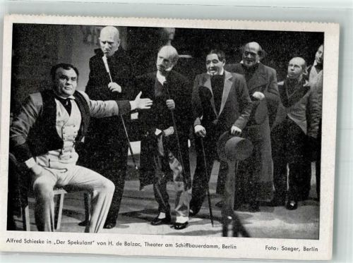 Berlin Mitte 1950 Alfred Schieske in Der Spekulant von de Balzac am Theater am Schiffbauerdamm Fotograf Saeger