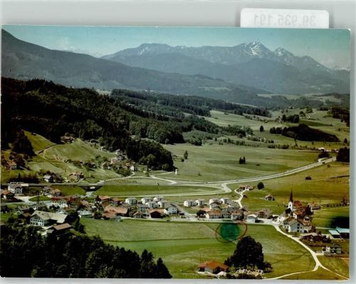 Neukirchen Fliegeraufnahme des Ortes mit Kirche St. Ulrich Foto Original aus Archiv eines Ansichtskartenverlags Ort handschriftlich