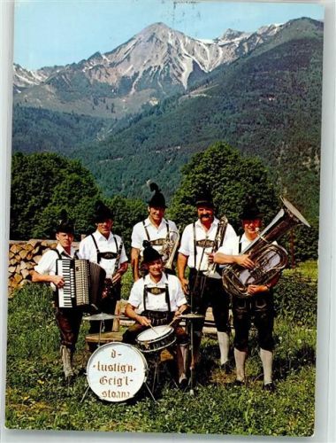 83259 W8211 Schleching 1981 Foto AK Tracht die lustigen Geigelstoaner Musik