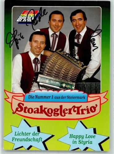 Stoakogler Trio mit Autogrammen Fotograf Pichler
