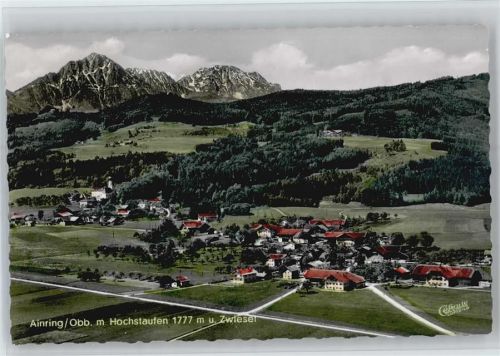 Ainring Kirche, Ortsansicht mit Hochstaufen und Zwiesel