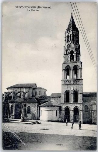 Saint-Leonard-de-Noblat Le Clocher AKU1
