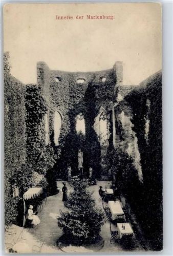 Alf Ruine Marienburg AKU1