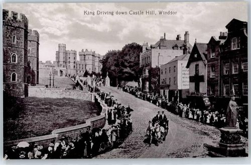 Windsor Berkshire - King Driving down Castle Hill