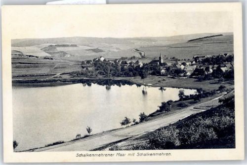 54552 W5569 Schalkenmehren - Teilansicht, Kirche, Schalkenmehrener Maar