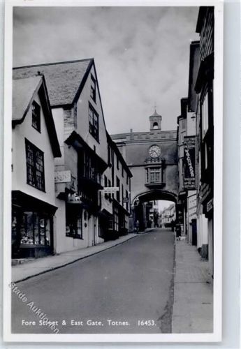 Totnes Fore Street and East Gate