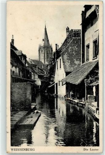 Wissembourg Die lauter Blick zur Kirche