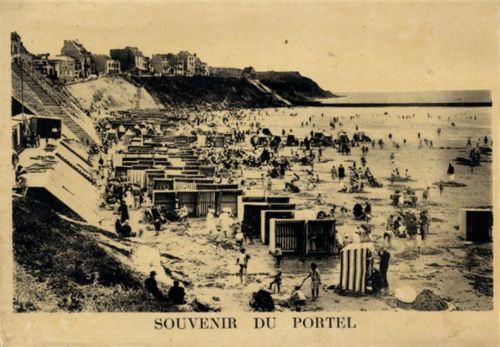 Le Portel Le Portel (Frankreich) Mechanik-Karte mit inseitigem Leporello Strandansicht I-