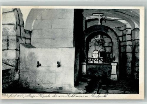 Bergen Krypta mit Ziehbrunnen und Taufquelle des ehemaligen Benediktinerinnenklosters Bergen Fotograf Joseph Käser