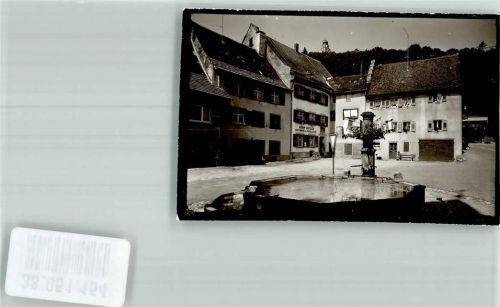 79780 W7894 Stühlingen FOTO KEINE AK Brunnen an Gerber- und Schloßstraße Foto Original aus Archiv eines Ansichtskartenverlages Ort handschriftlich