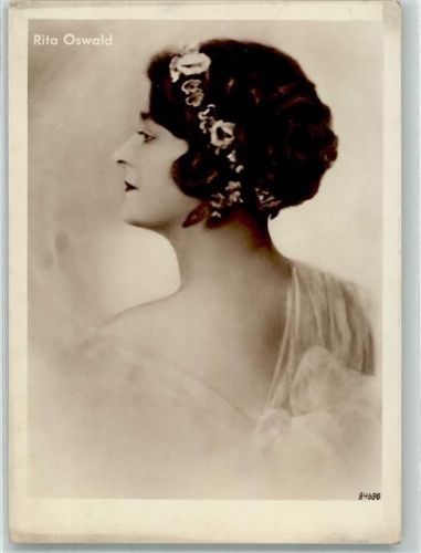 Portrait von Rita Oswald