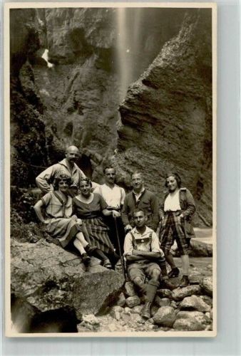 Partenkirchen Wandergesellschaft in der Partnachklamm Ort lt. Fotograf Joseph Porer