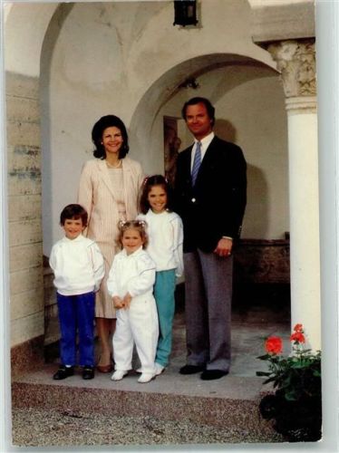 König Carl XVI Gustav und Königin Silvia mit Kindern Victoria Philip und Madeleine Fotograf Leif Ehnemark