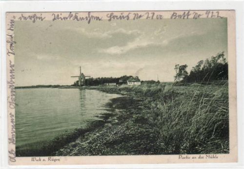 Wiek Wiek a. Rügen mit Partie an der Mühle gelaufen. Knick oben und unten rechts. Marke entfernt, sonst gut erhalten.