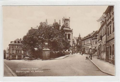 Lößnitz Lössnitz im Erzgebirge. Bismarckplatz Rathaus. Ungelaufen. Gute Erhaltung.