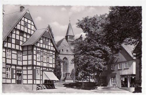 Enger mit Partie an der Wittekindkirche gelaufen, mit Marke und Stempel, Datum nicht lesbar. Gute Erhaltung.