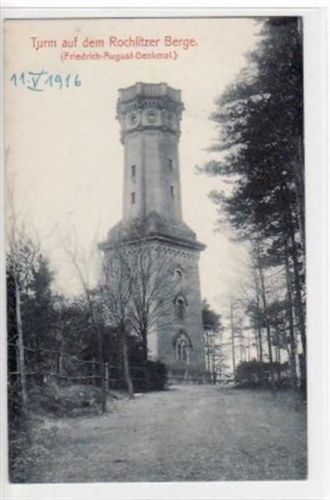 Rochlitz Rochlitz mit Turm des Rochlitzer Berges. ungelaufen handschriftliches Datum von 1916. Gute Erhaltung.