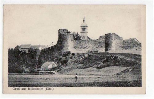 Hillesheim i.d. Eifel mit Stadtmauer und Kirchturm ungelaufen kleiner Knick oben und unten links, sonst gut erhalten