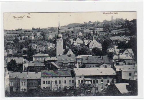 Sebnitz Sebnitz mit Blick auf die Kirche und Umgebung gelaufen von 1933. Leichter Stempeldurchdruck, sonst gut erhalten.
