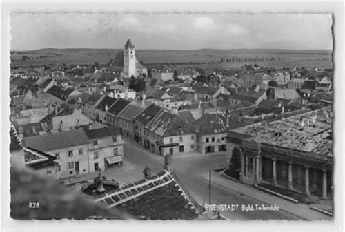 Eisenstadt, Burgenland. Teilansicht mit Kirche gelaufen. Gute Erhaltung.